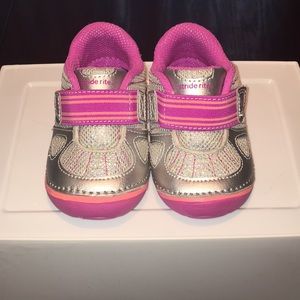 Stride Rite Sneaker